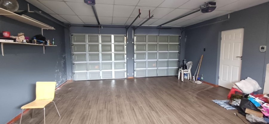 3 Bedroom Property for Sale in Nahoon Valley Park Eastern Cape